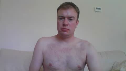 Snapshot of gogo12104 chatting on 05-01-26, 01:59 jme online show from 05-01-26, 01:59