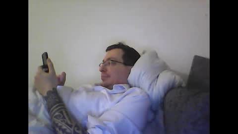 Snapshot of gohan8558 chatting on 02-12-25, 06:51 gohan8558 online show from 02-12-25, 06:51