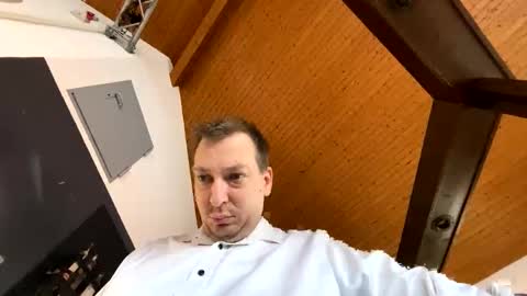 Snapshot of gohan8558 chatting on 10-09-25, 09:51 gohan8558 online show from 10-09-25, 09:51