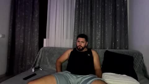 gold_alpha_boy online show from 10-29-25, 04:53