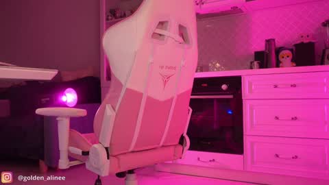 Aline meow   online show from 01-23-25, 11:58