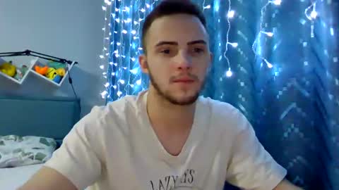 Golden boyyy21 online show from 01-11-25, 02:15