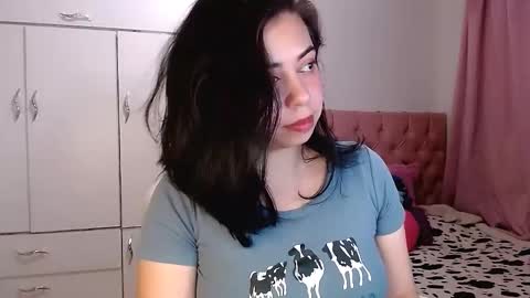 Snapshot of golden_gingerkitty chatting on 09-17-25, 01:18 golden_gingerkitty online show from 09-17-25, 01:18