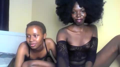Snapshot of golden_melanin5 chatting on 01-12-26, 08:30 golden_melanin5 online show from 01-12-26, 08:30