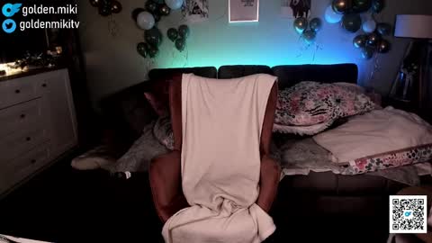 Shy in the streets but a freak in the sheets online show from 01-05-25, 04:14