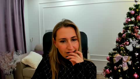 Olivia online show from 01-09-25, 03:34