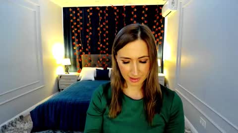 Olivia online show from 11-16-25, 11:49