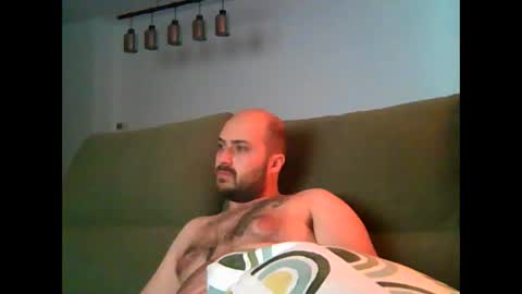 goldenspainboy online show from 10-31-25, 07:04