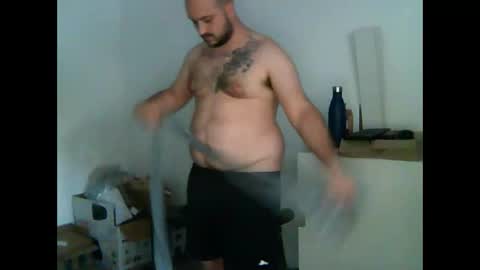 Snapshot of goldenspainboy chatting on 05-25-26, 06:47 goldenspainboy online show from 05-25-26, 06:47