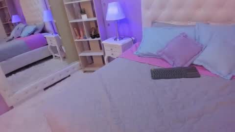 Snapshot of goldentemptation_ chatting on 02-06-26, 09:40 goldentemptation_ online show from 02-06-26, 09:40