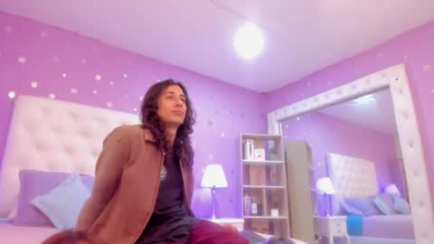 Snapshot of goldentemptation_ chatting on 02-25-26, 07:45 goldentemptation_ online show from 02-25-26, 07:45