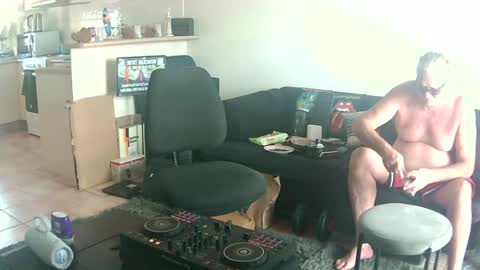 Snapshot of goldyguy011 chatting on 06-17-26, 12:35 goldyguy011 online show from 06-17-26, 12:35