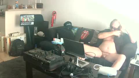 Snapshot of goldyguy011 chatting on 07-14-26, 01:19 goldyguy011 online show from 07-14-26, 01:19