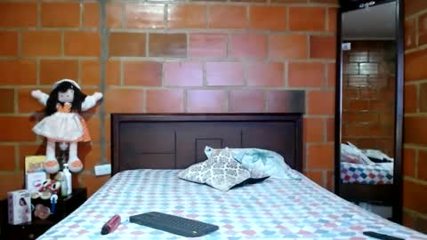 Snapshot of golositha26 chatting on 12-21-24, 05:47 Valentina online show from 12-21-24, 05:47