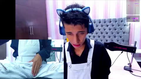 Snapshot of gomita_angel chatting on 12-25-24, 07:45 angel online show from 12-25-24, 07:45