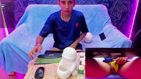Snapshot of gomita_angel chatting on 02-08-25, 09:04 angel online show from 02-08-25, 09:04