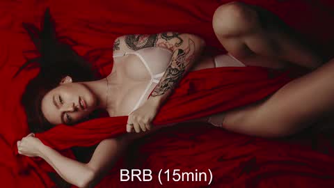 Polly online show from 03-10-25, 04:03