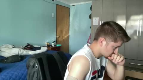 Snapshot of goodfumes chatting on 10-02-25, 07:21 goodfumes online show from 10-02-25, 07:21