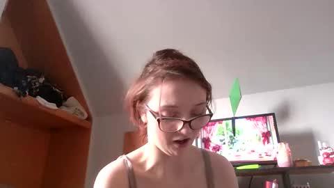 gooeypixie online show from 02-14-26, 06:48