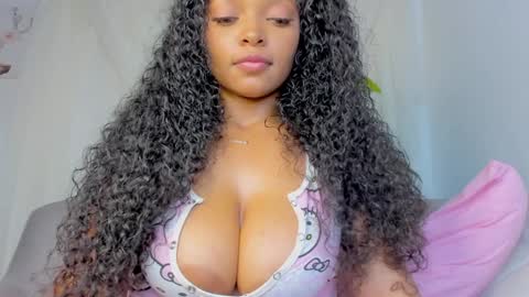 Dominique online show from 12-22-24, 01:55