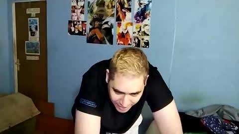 Snapshot of gorak32 chatting on 12-25-24, 01:09 GoraK online show from 12-25-24, 01:09