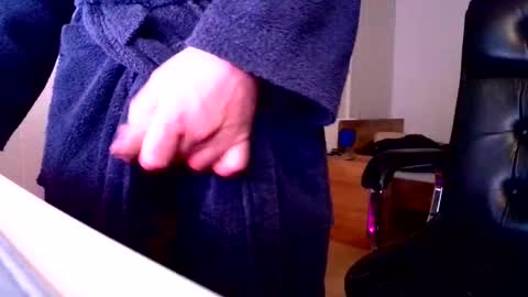 gordos335 online show from 04-17-26, 03:53