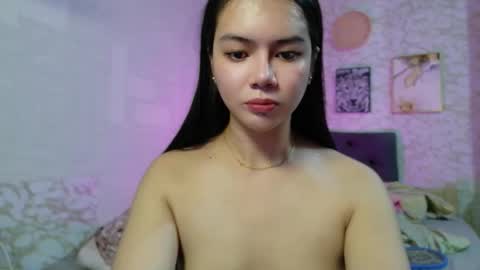 geneviev online show from 03-11-26, 07:03