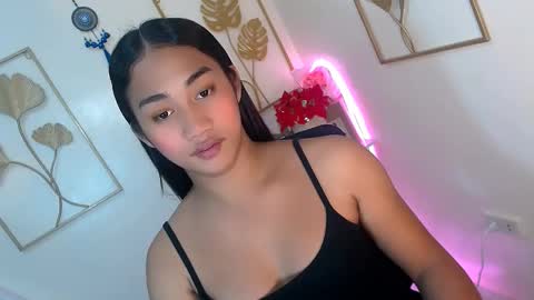 Snapshot of gorgeous_nicole chatting on 11-22-25, 12:37 gorgeous_nicole online show from 11-22-25, 12:37