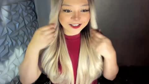 Snapshot of gorgeousamandarose chatting on 07-07-26, 02:36 Amanda rose online show from 07-07-26, 02:36