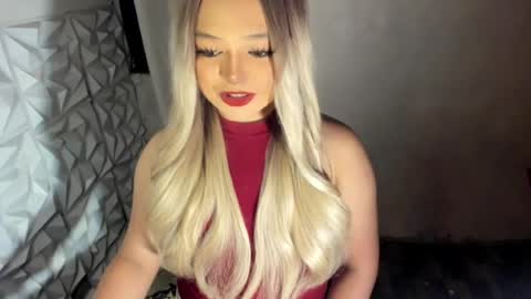Snapshot of gorgeousamandarose chatting on 07-07-26, 07:45 Amanda rose online show from 07-07-26, 07:45