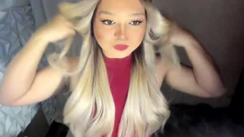 Snapshot of gorgeousamandarose chatting on 07-21-26, 03:09 Amanda rose online show from 07-21-26, 03:09