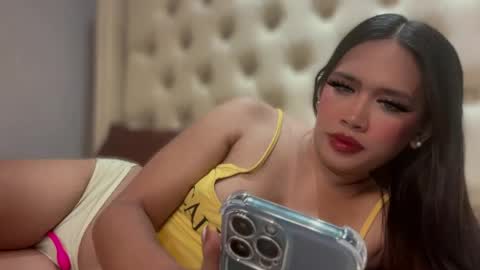 Bella online show from 03-20-26, 10:58