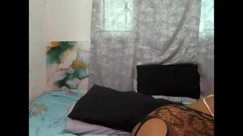 gorgeouslips10 online show from 05-26-26, 12:12
