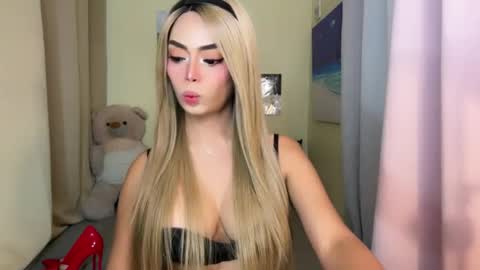 Emmy online show from 02-05-26, 12:32