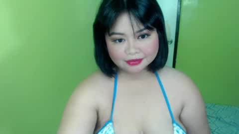 Snapshot of gorgeuos_mae chatting on 07-15-26, 04:51 MAE online show from 07-15-26, 04:51