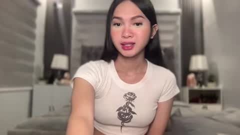 Snapshot of gorgex_diana chatting on 07-23-26, 02:26 D I A N A online show from 07-23-26, 02:26