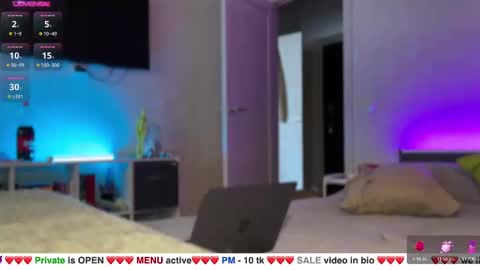 Snapshot of gotamcouple chatting on 02-23-25, 08:17 Baby online show from 02-23-25, 08:17