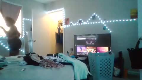 Sue Goddess online show from 10-05-25, 03:10