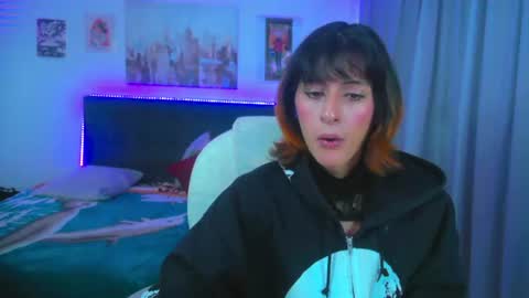 Snapshot of goth_minerva chatting on 07-07-26, 02:43 goth_minerva online show from 07-07-26, 02:43