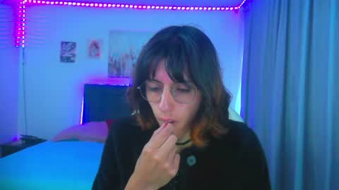 Snapshot of goth_minerva chatting on 07-13-26, 01:36 goth_minerva online show from 07-13-26, 01:36