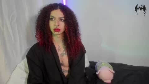 Snapshot of goth_ru chatting on 01-14-25, 02:50 Russ online show from 01-14-25, 02:50