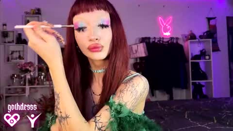    online show from 01-11-26, 10:48