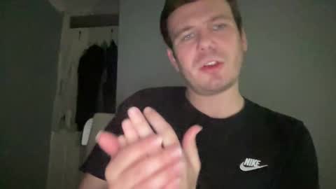 Snapshot of gotitgoin_ chatting on 11-06-25, 01:17 GotItGoin online show from 11-06-25, 01:17