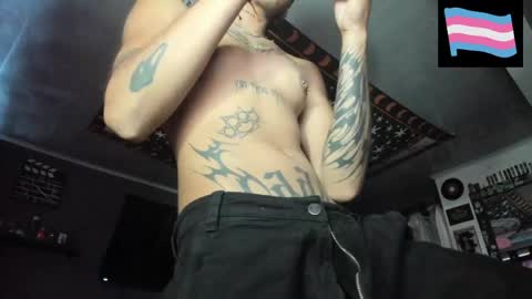 Snapshot of gowtherrrr_ chatting on 06-01-26, 06:20 Manolo modelo independiente online show from 06-01-26, 06:20