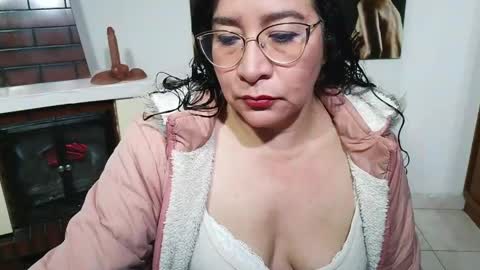 grace_mature_milf online show from 05-14-26, 11:39