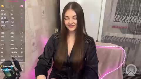 Snapshot of gracebrownnn chatting on 06-06-26, 10:14 Grace Brown online show from 06-06-26, 10:14
