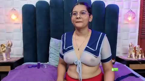 Snapshot of gracethornton chatting on 06-27-26, 12:22 grace online show from 06-27-26, 12:22