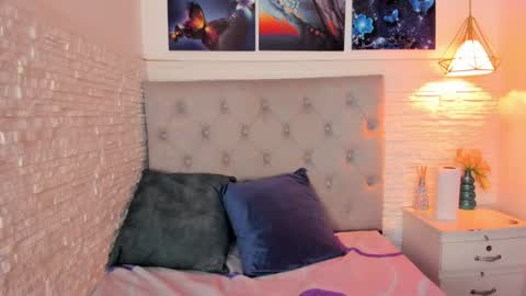 Snapshot of graceymilf999 chatting on 01-09-25, 11:14 Gracey Milf online show from 01-09-25, 11:14