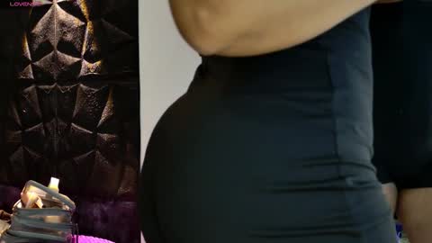 Snapshot of graceymilf999 chatting on 11-30-25, 02:21 Gracey Milf online show from 11-30-25, 02:21