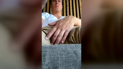 Snapshot of grandedane chatting on 06-18-26, 04:33 Alwaysready online show from 06-18-26, 04:33